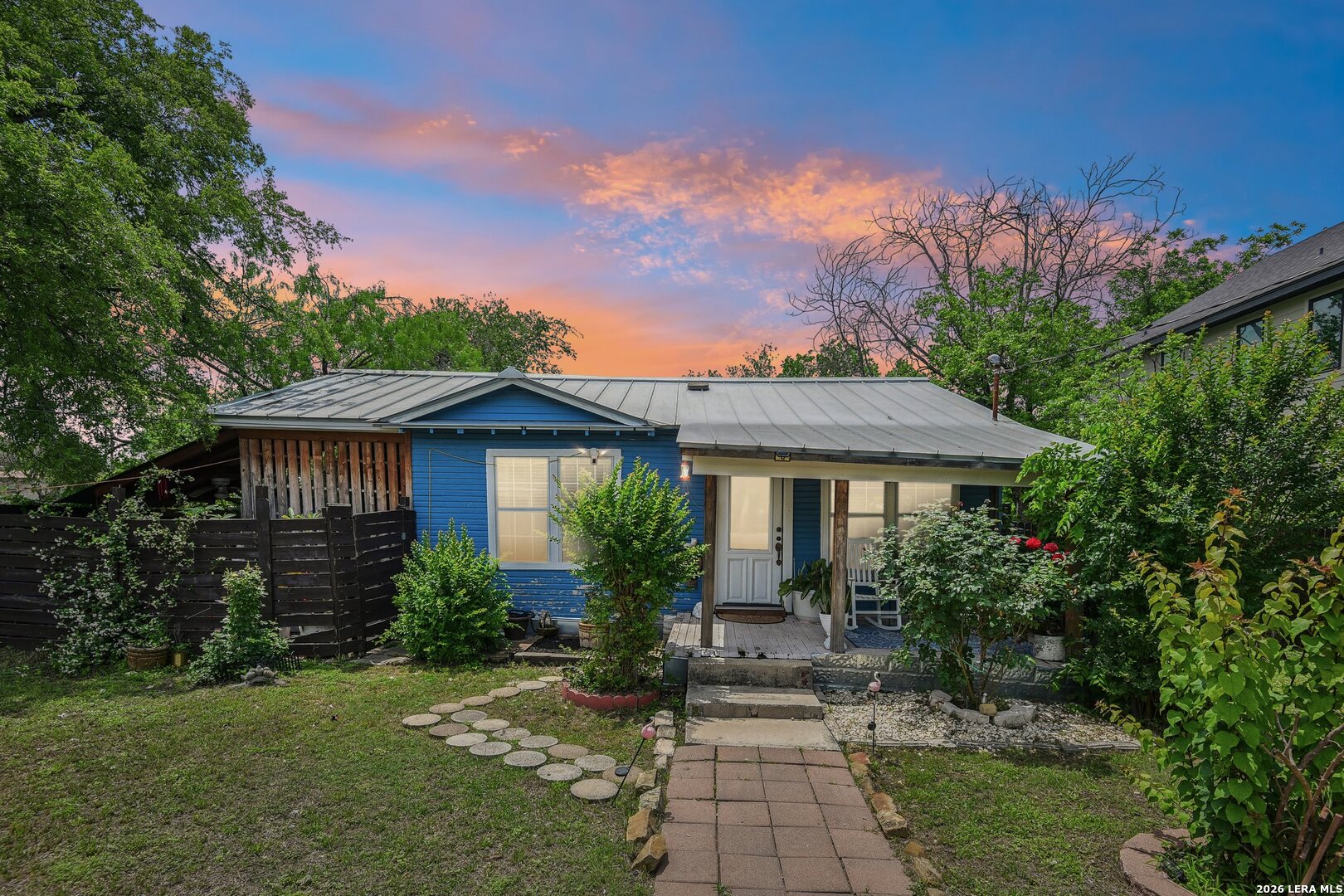 8101 & 8103 Janda Susan Road San Antonio TX 78209