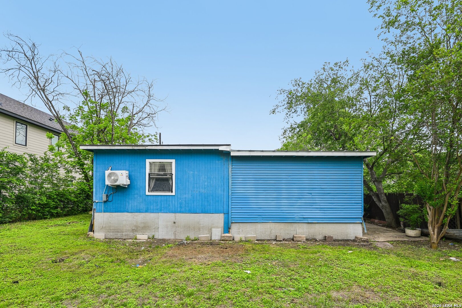 8101 & 8103 Janda Susan Road San Antonio TX 78209