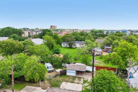 8101 & 8103 Janda Susan Road San Antonio TX 78209