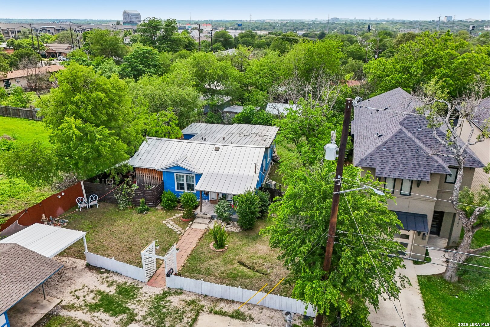 8101 & 8103 Janda Susan Road San Antonio TX 78209