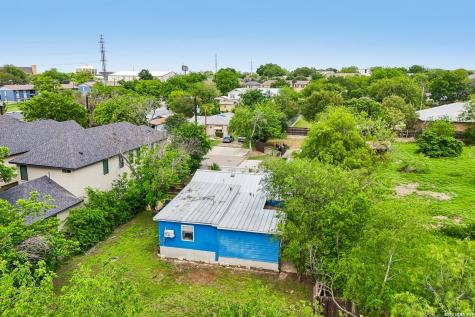 8101 & 8103 Janda Susan Road San Antonio TX 78209