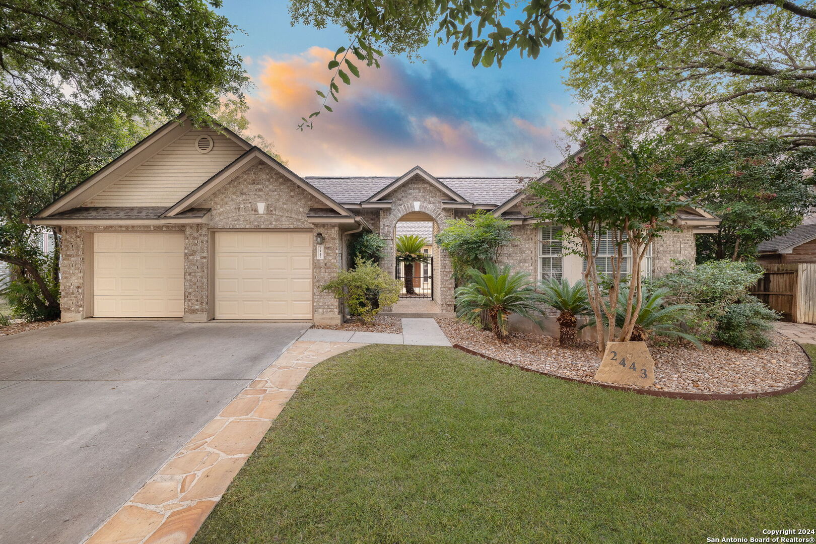 2443 Oakline Drive San Antonio TX 78232