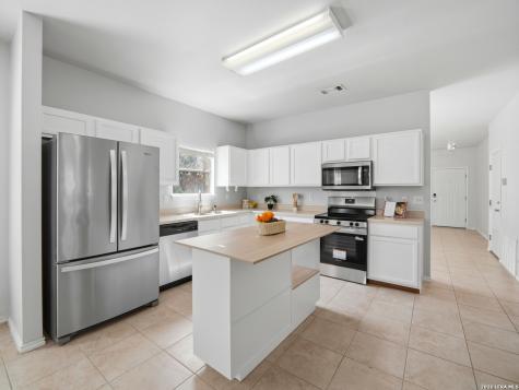 21402 Encino Lookout San Antonio TX 78259