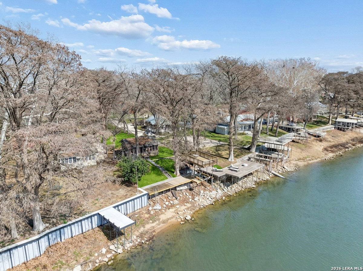 1307 Terminal Loop Mcqueeney TX 78123