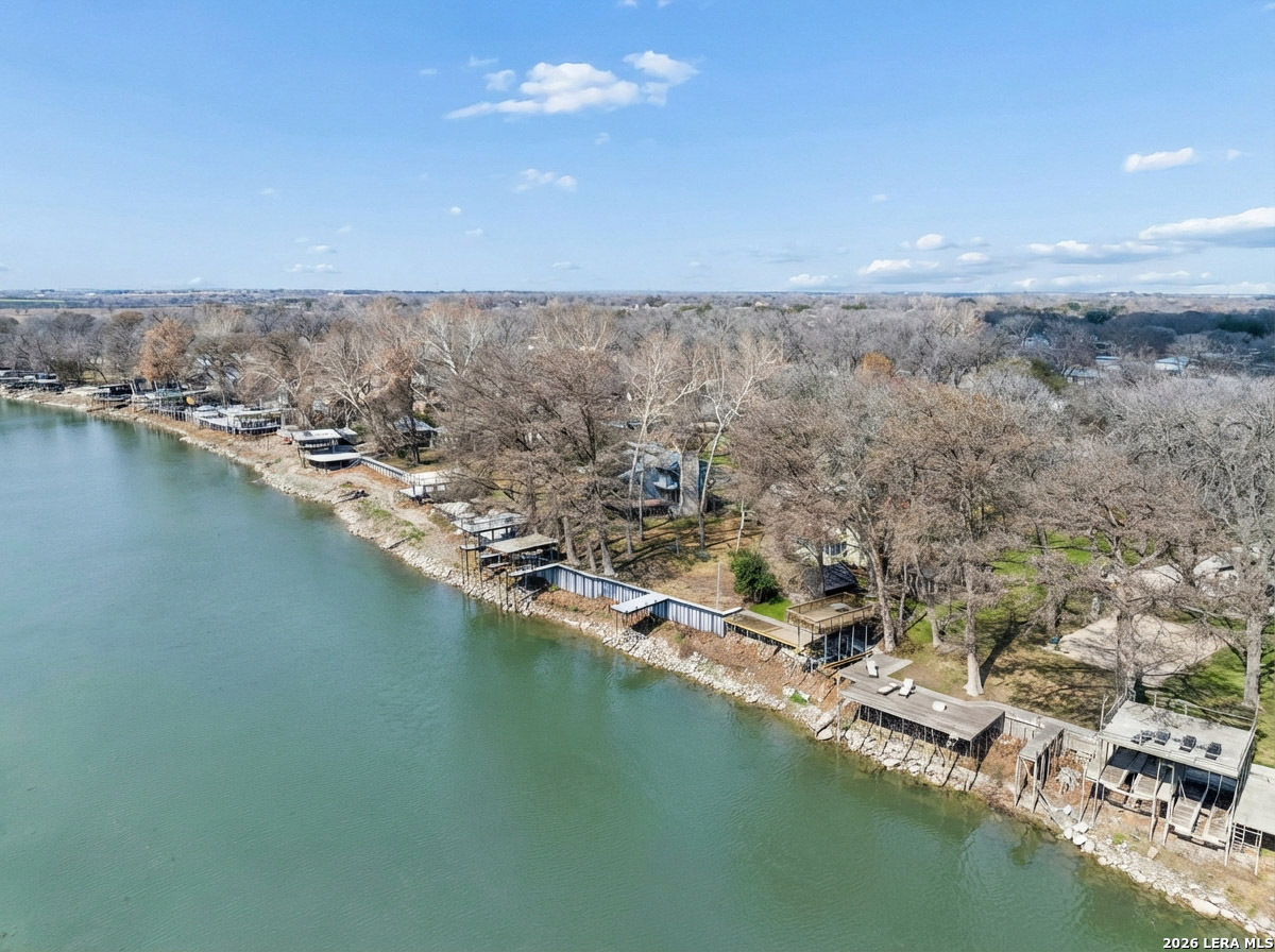 1307 Terminal Loop Mcqueeney TX 78123