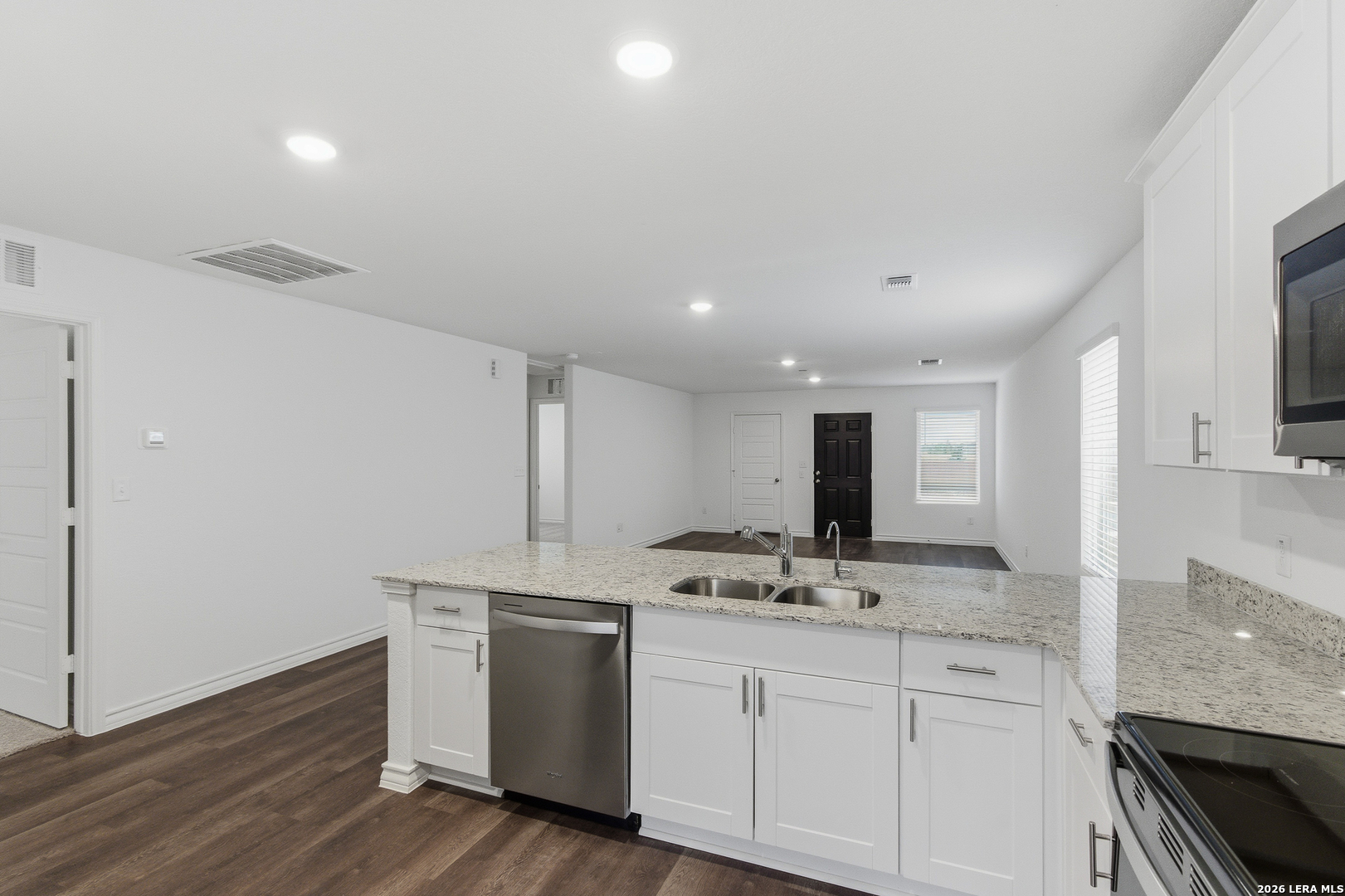 1246 Los Mochis Avenue Converse TX 78109