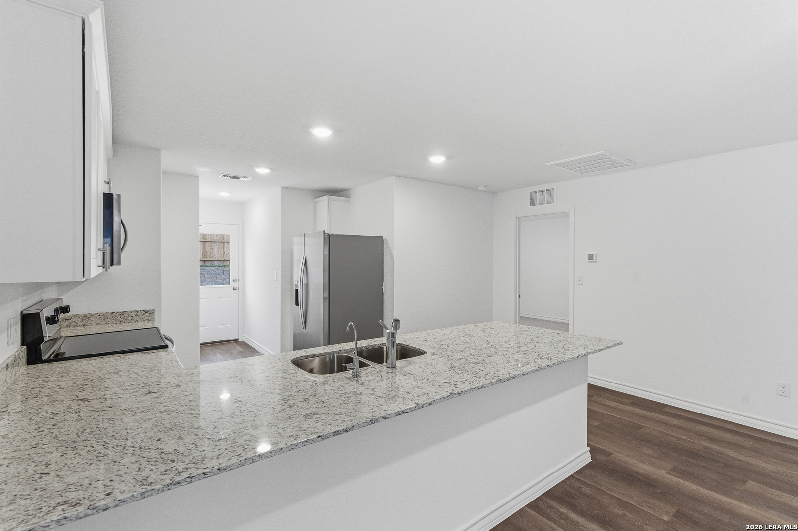 1246 Los Mochis Avenue Converse TX 78109