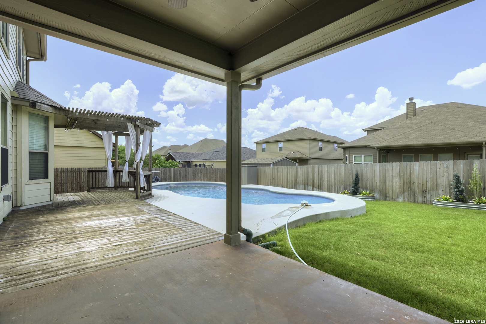 232 Dove Hill Cibolo TX 78108