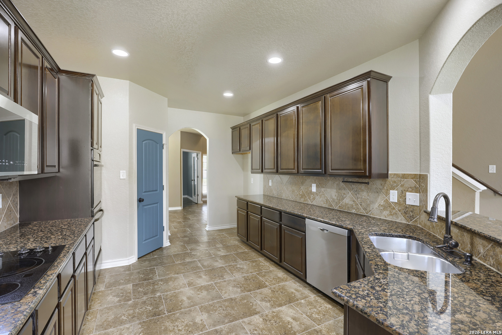 232 Dove Hill Cibolo TX 78108