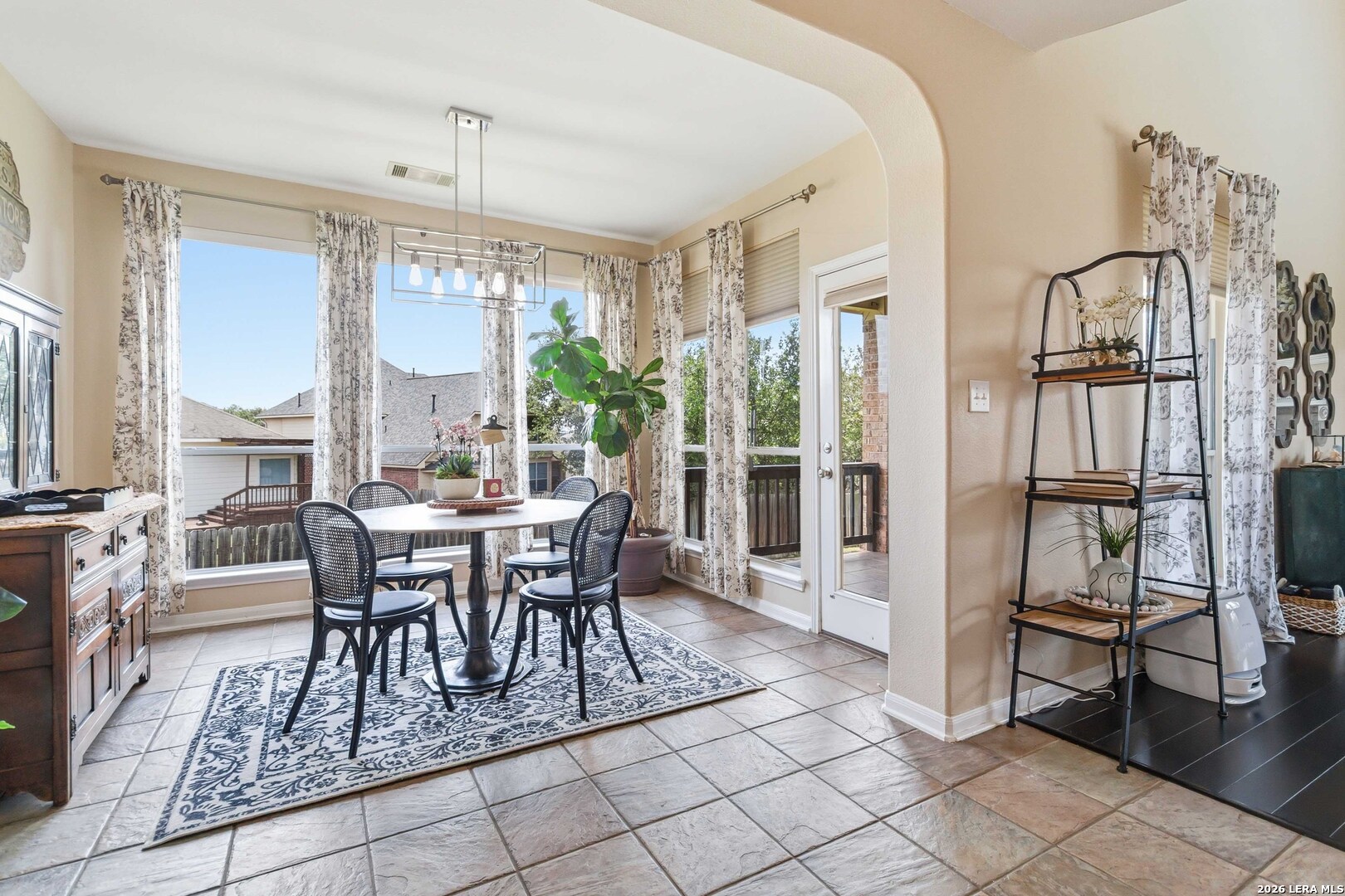 1618 Heavens Peak San Antonio TX 78258