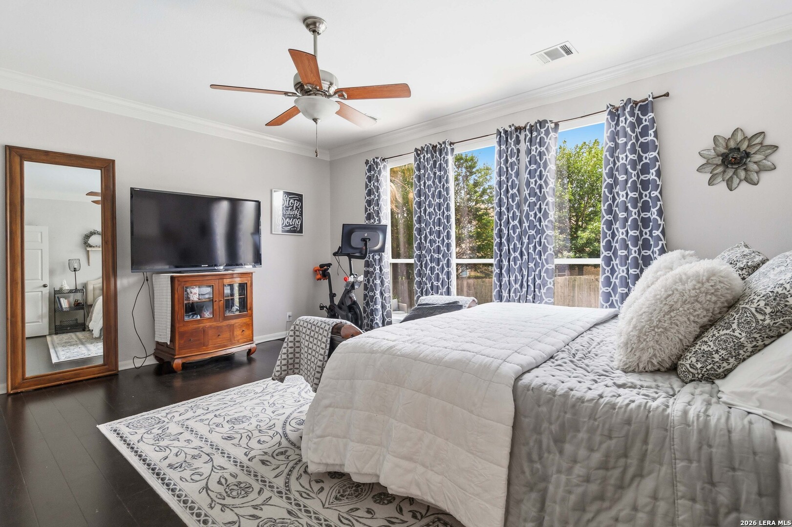 1618 Heavens Peak San Antonio TX 78258
