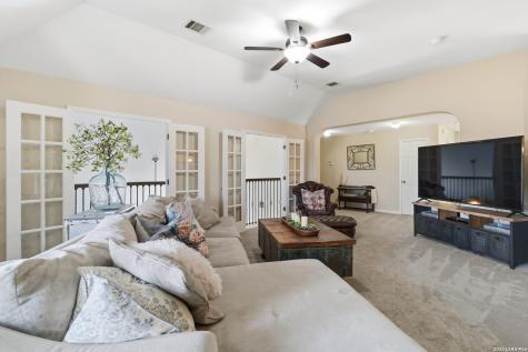 1618 Heavens Peak San Antonio TX 78258