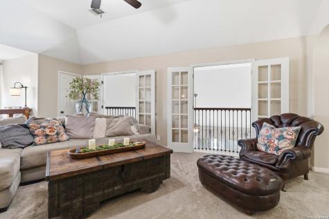 1618 Heavens Peak San Antonio TX 78258