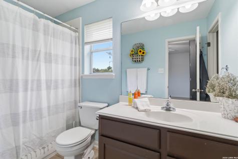 1618 Heavens Peak San Antonio TX 78258