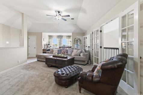 1618 Heavens Peak San Antonio TX 78258