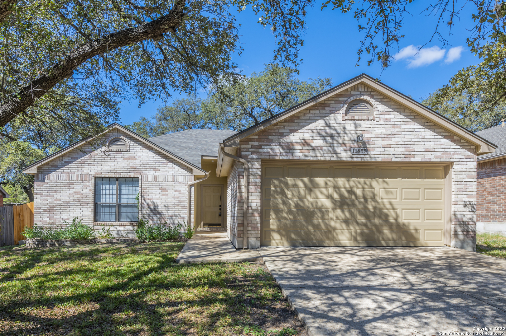 11855 Adriana Maria San Antonio TX 78253