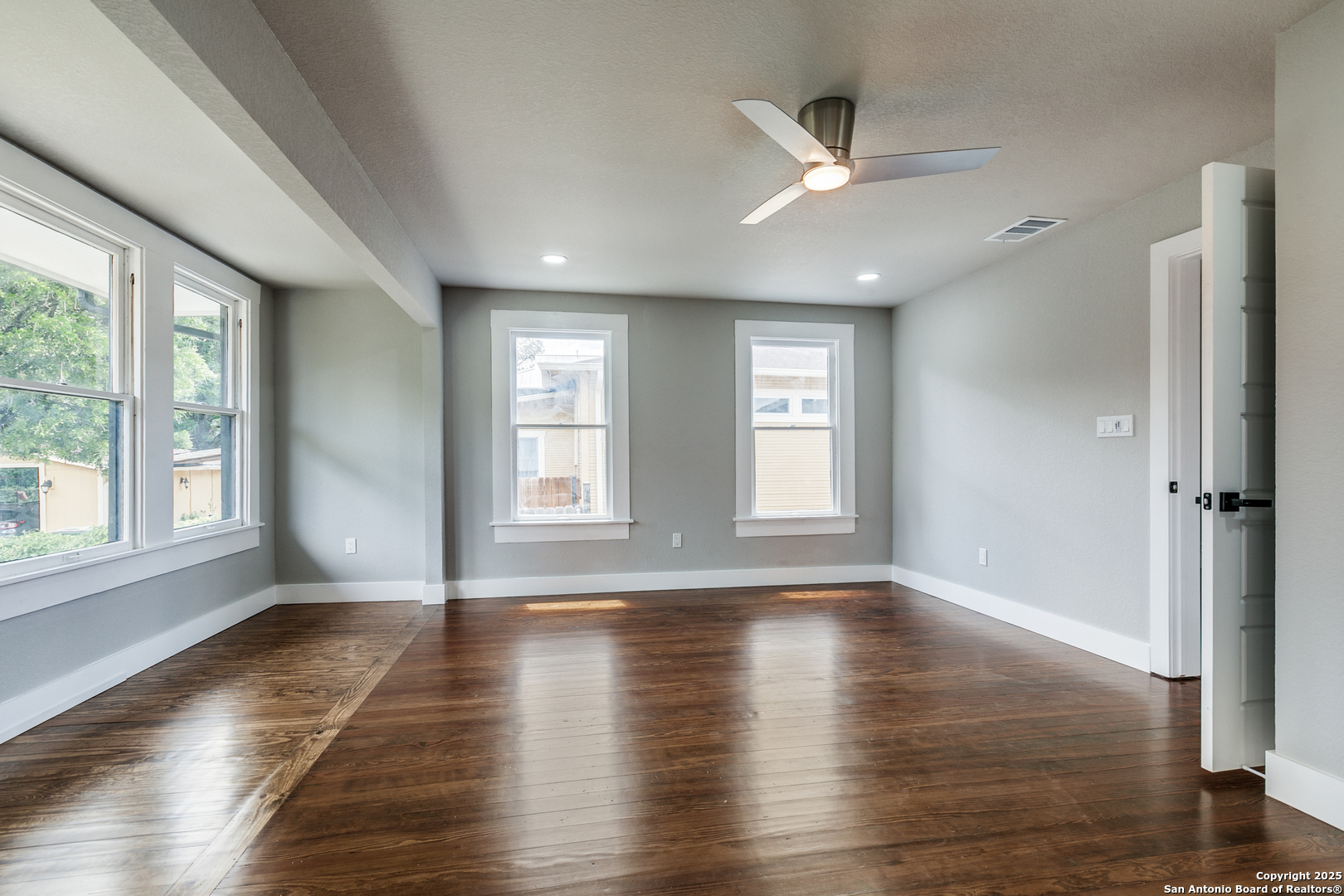430 E Mulberry Avenue San Antonio TX 78212
