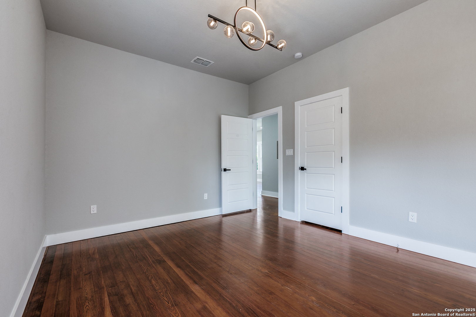 430 E Mulberry Avenue San Antonio TX 78212