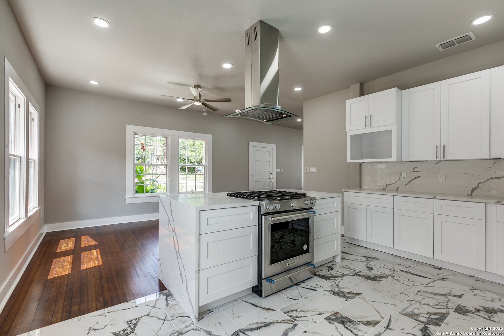 430 E Mulberry Avenue San Antonio TX 78212