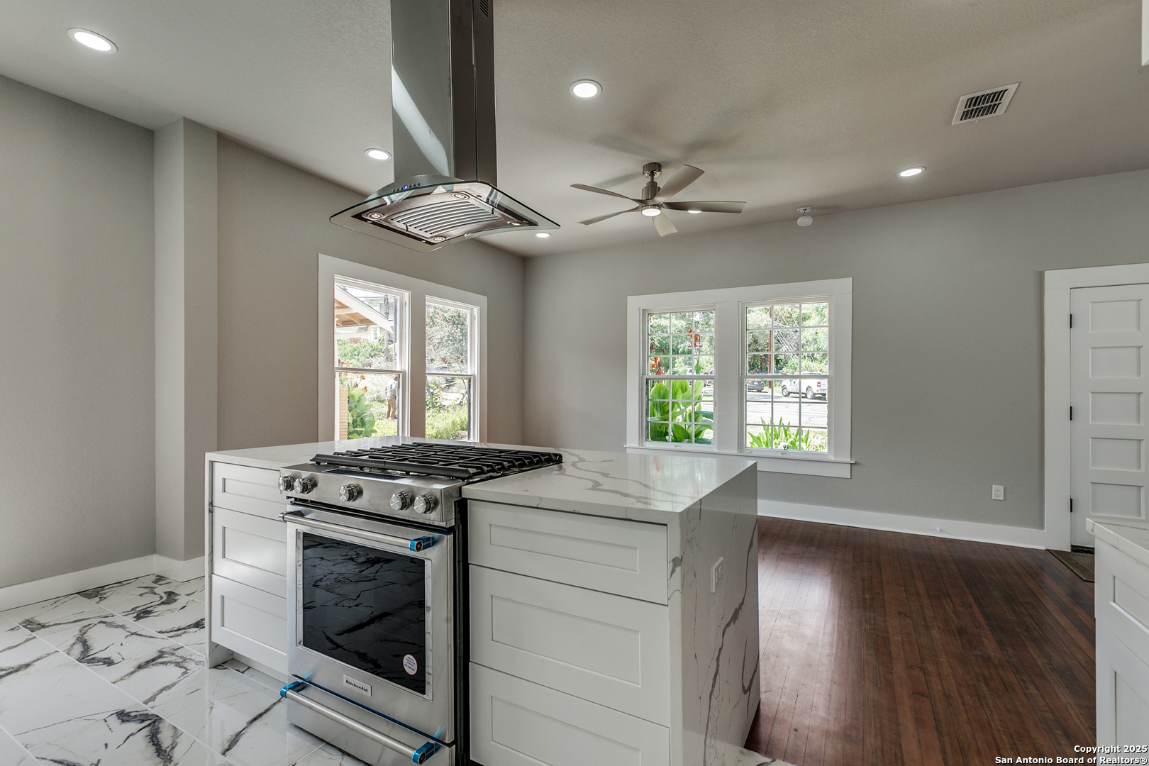 430 E Mulberry Avenue San Antonio TX 78212