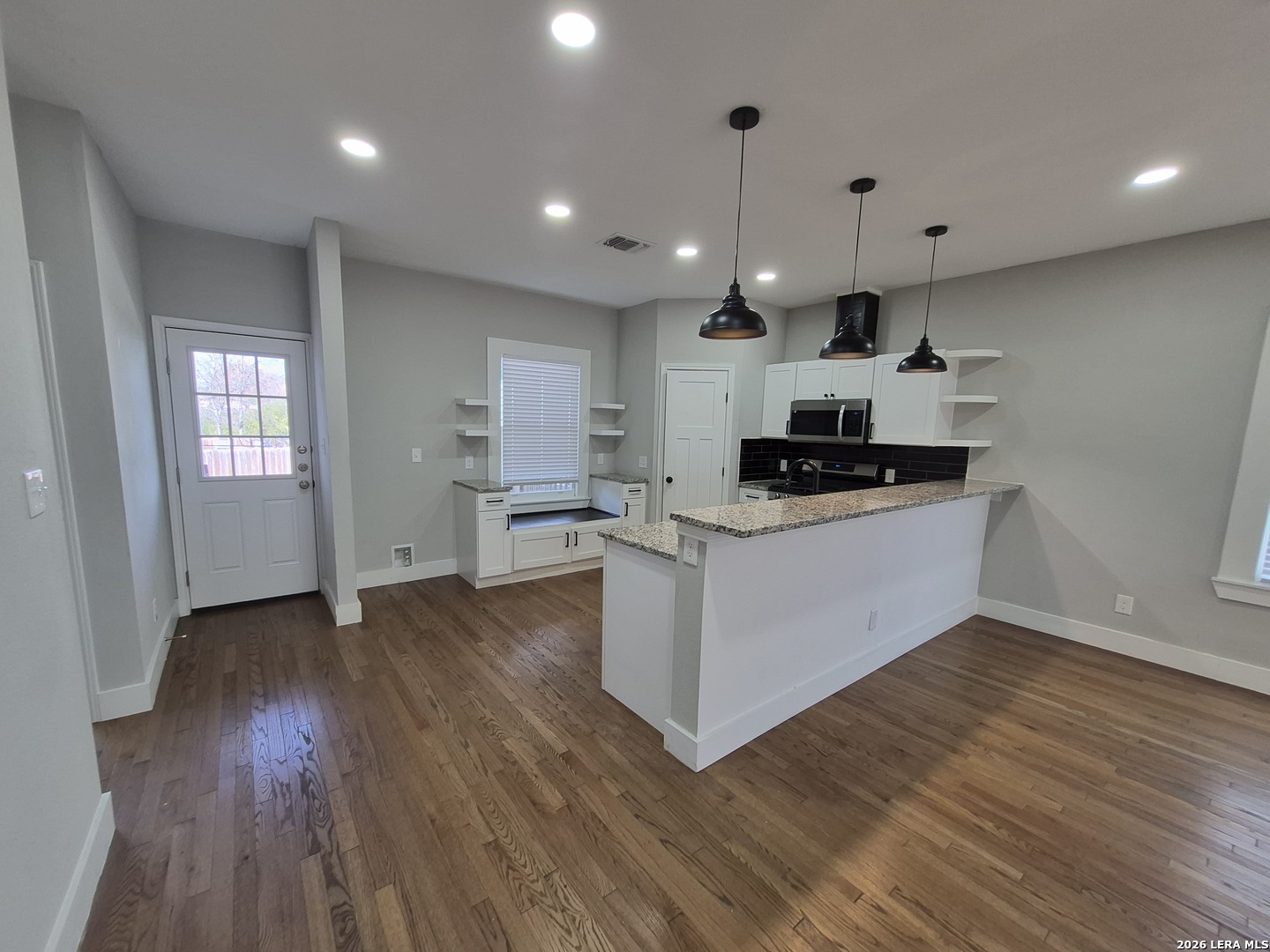 319 Burleson San Antonio TX 78202