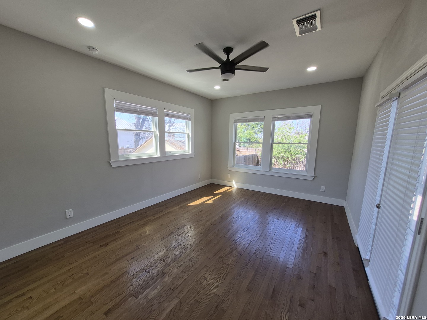 319 Burleson San Antonio TX 78202