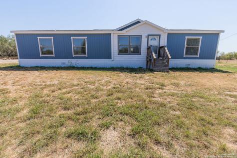 13728 Greenwood Road Atascosa TX 78002