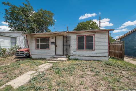 723 Larry San Antonio TX 78202