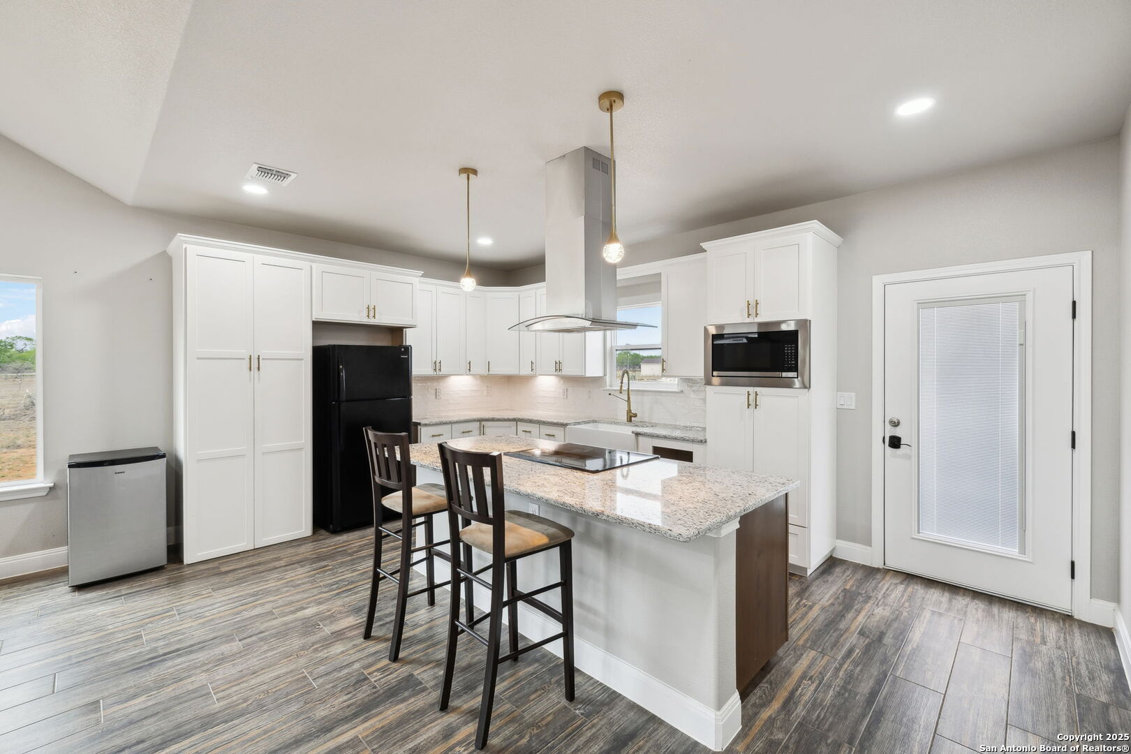 20922 Kinney Road Somerset TX 78069