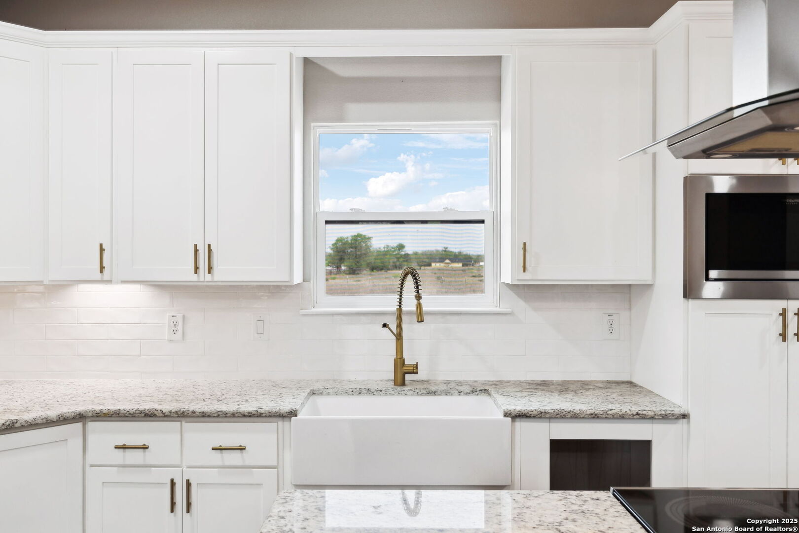 20922 Kinney Road Somerset TX 78069