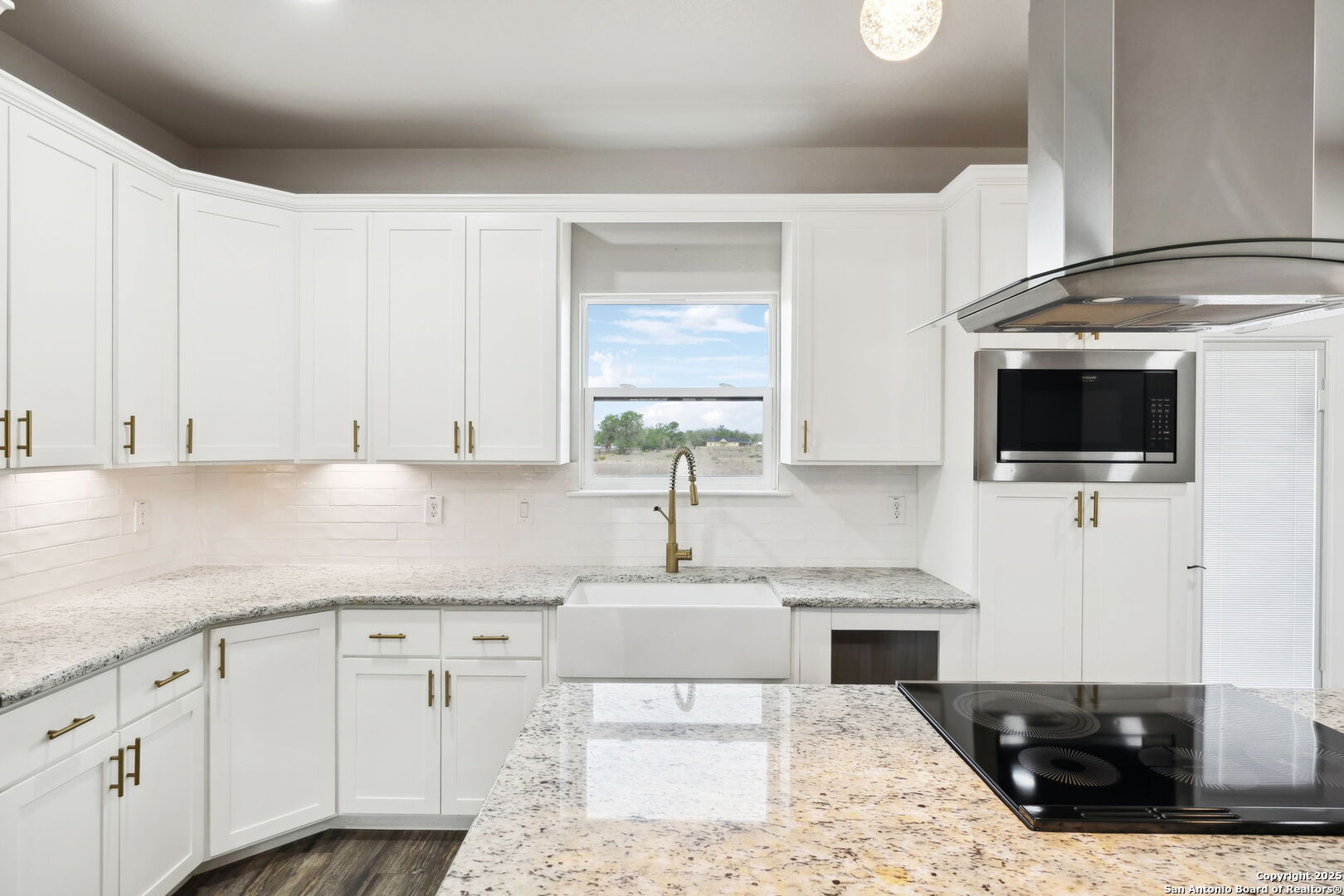 20922 Kinney Road Somerset TX 78069