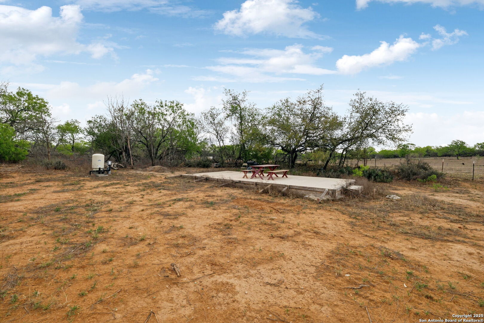20922 Kinney Road Somerset TX 78069