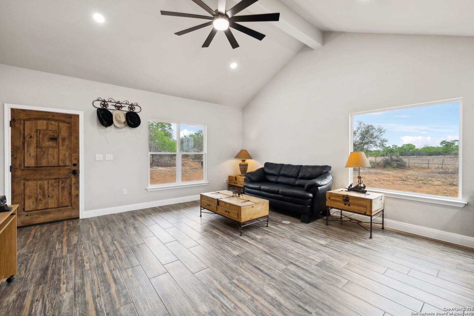 20922 Kinney Road Somerset TX 78069