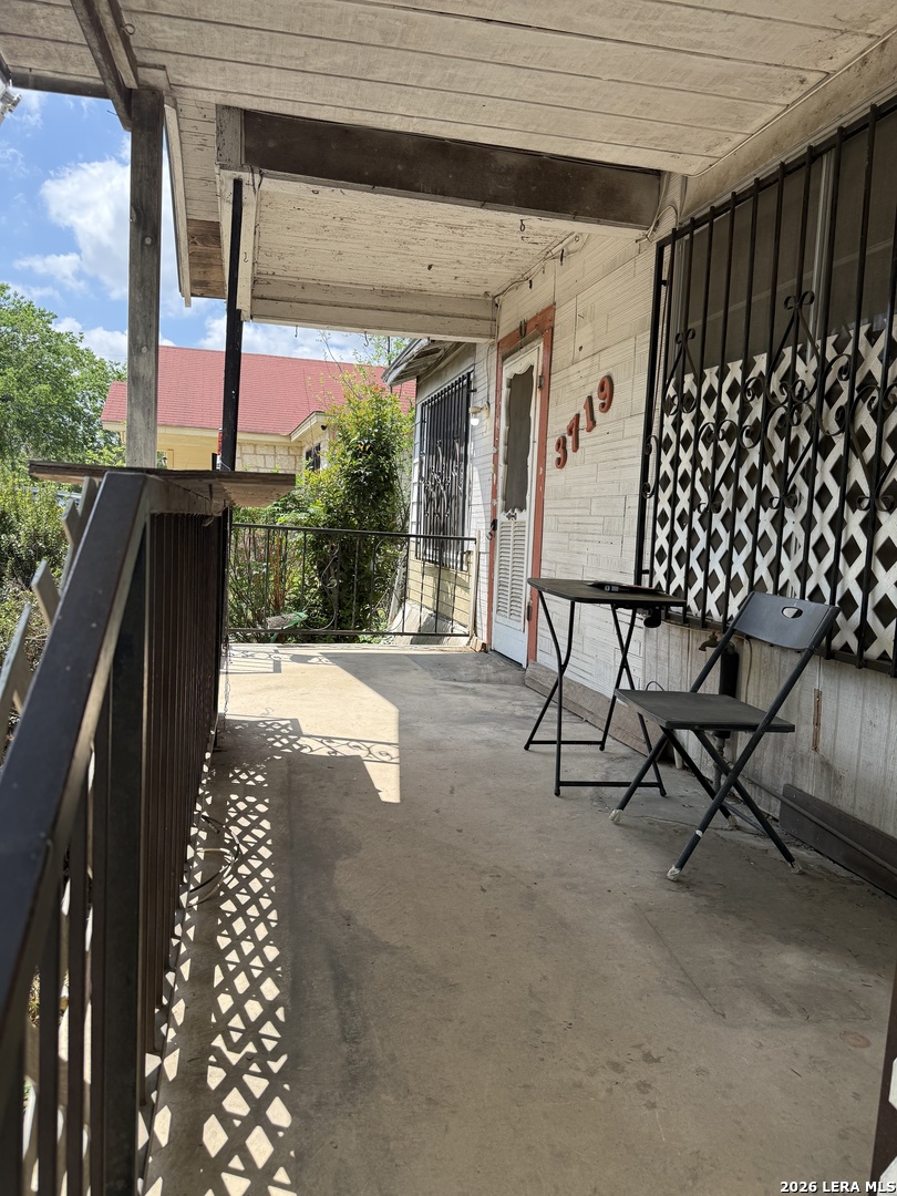 3719 W Houston Street San Antonio TX 78207
