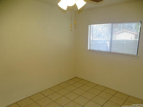 9819 Valley Villa San Antonio TX 78250