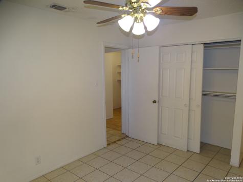 9819 Valley Villa San Antonio TX 78250