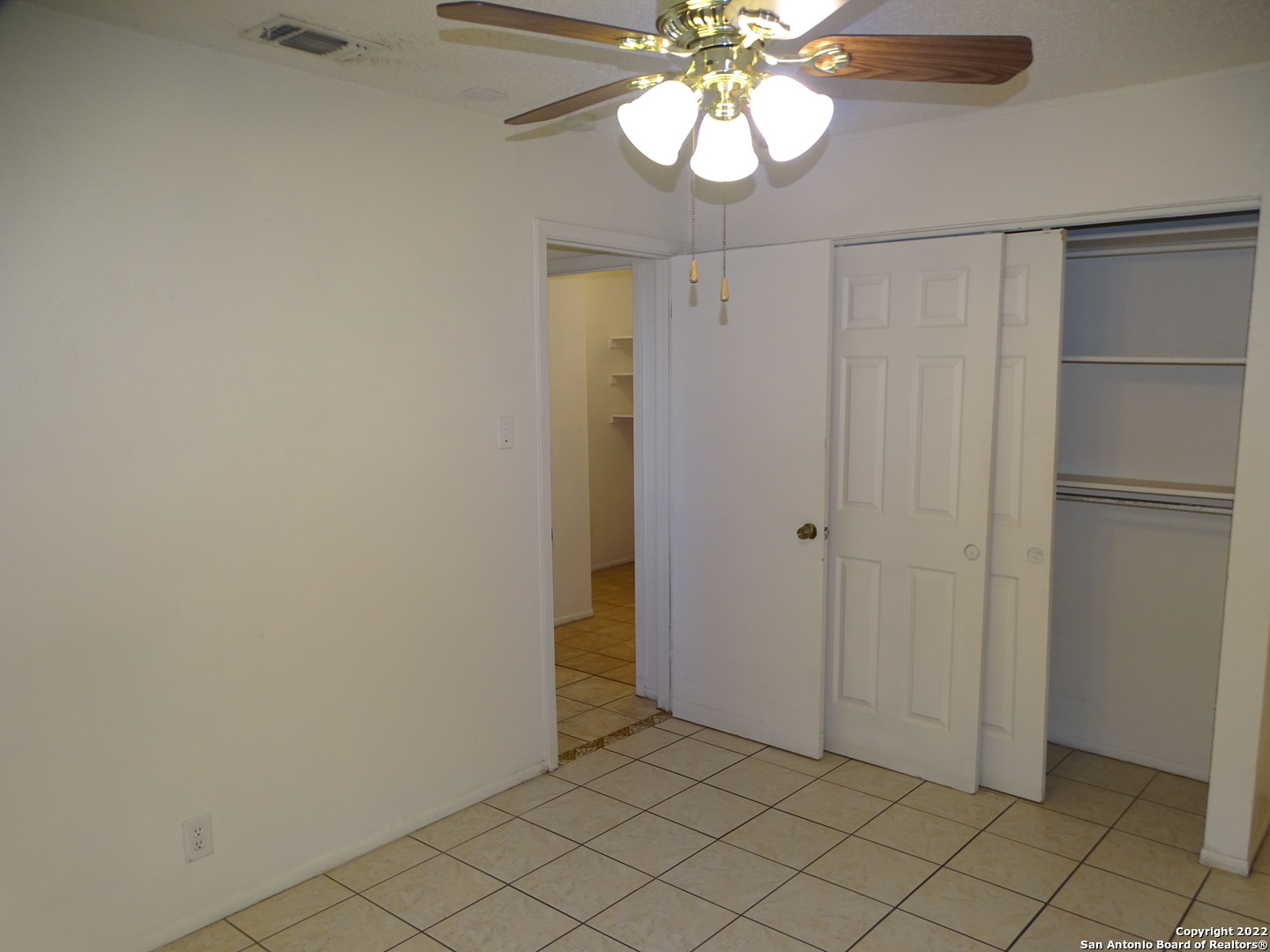 9819 Valley Villa San Antonio TX 78250