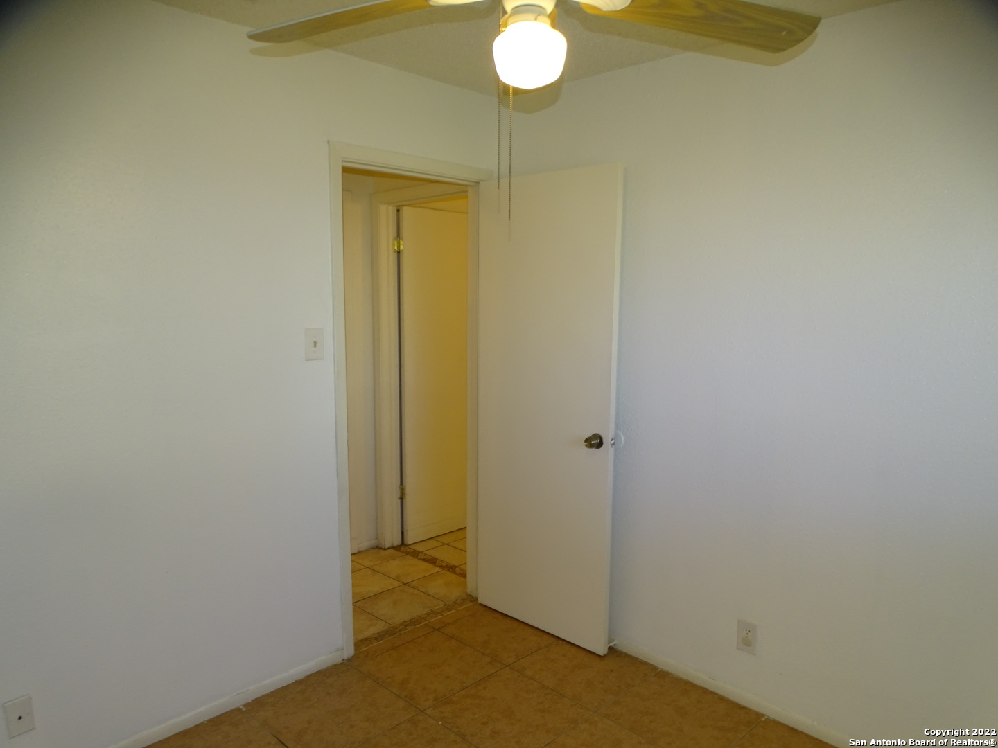 9819 Valley Villa San Antonio TX 78250