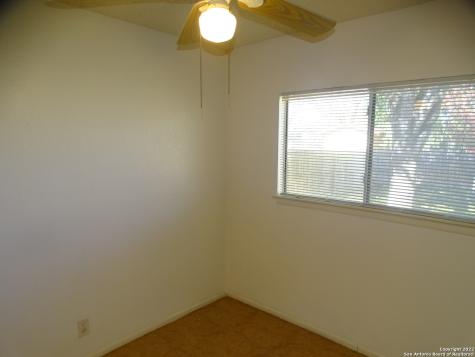 9819 Valley Villa San Antonio TX 78250