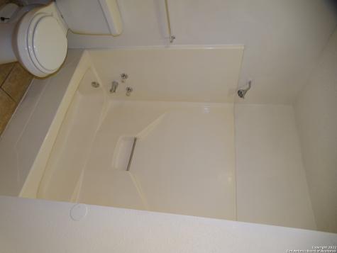 9819 Valley Villa San Antonio TX 78250