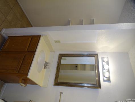 9819 Valley Villa San Antonio TX 78250