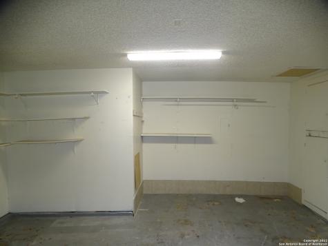 9819 Valley Villa San Antonio TX 78250