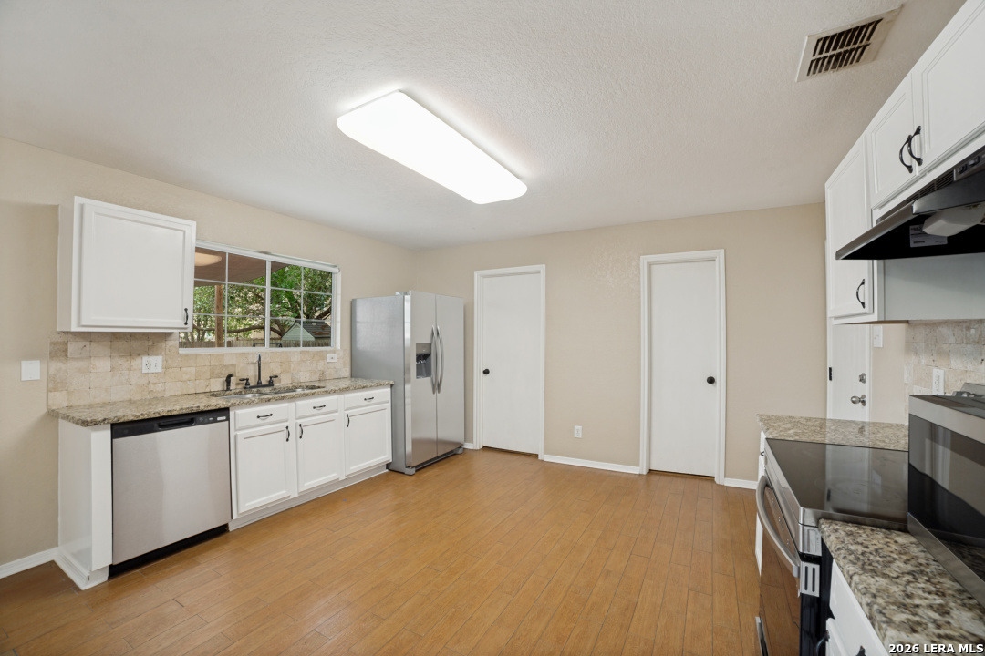 5426 Wincheap Farm San Antonio TX 78228