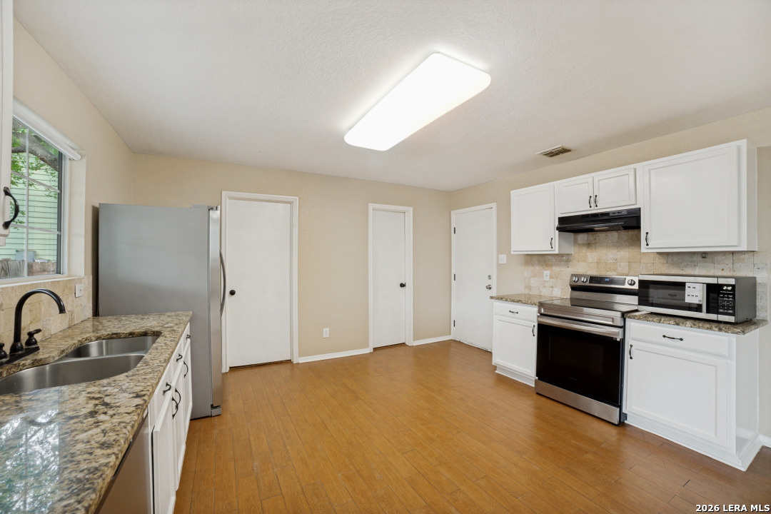 5426 Wincheap Farm San Antonio TX 78228