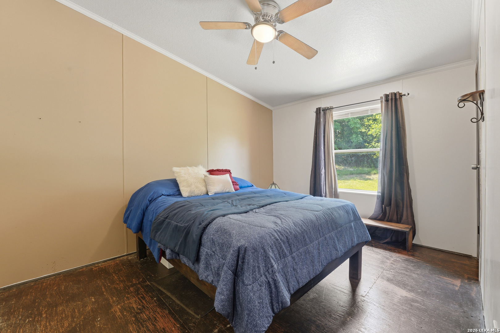 942 Leaning Oak Spring Branch TX 78070