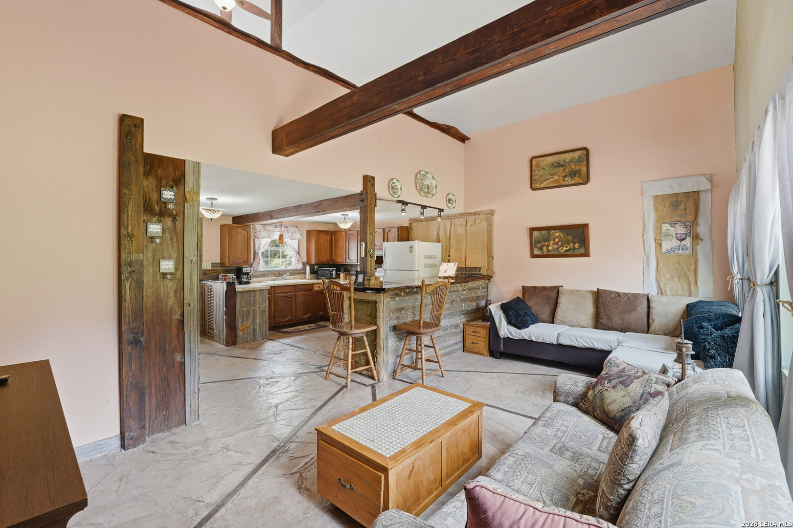 942 Leaning Oak Spring Branch TX 78070
