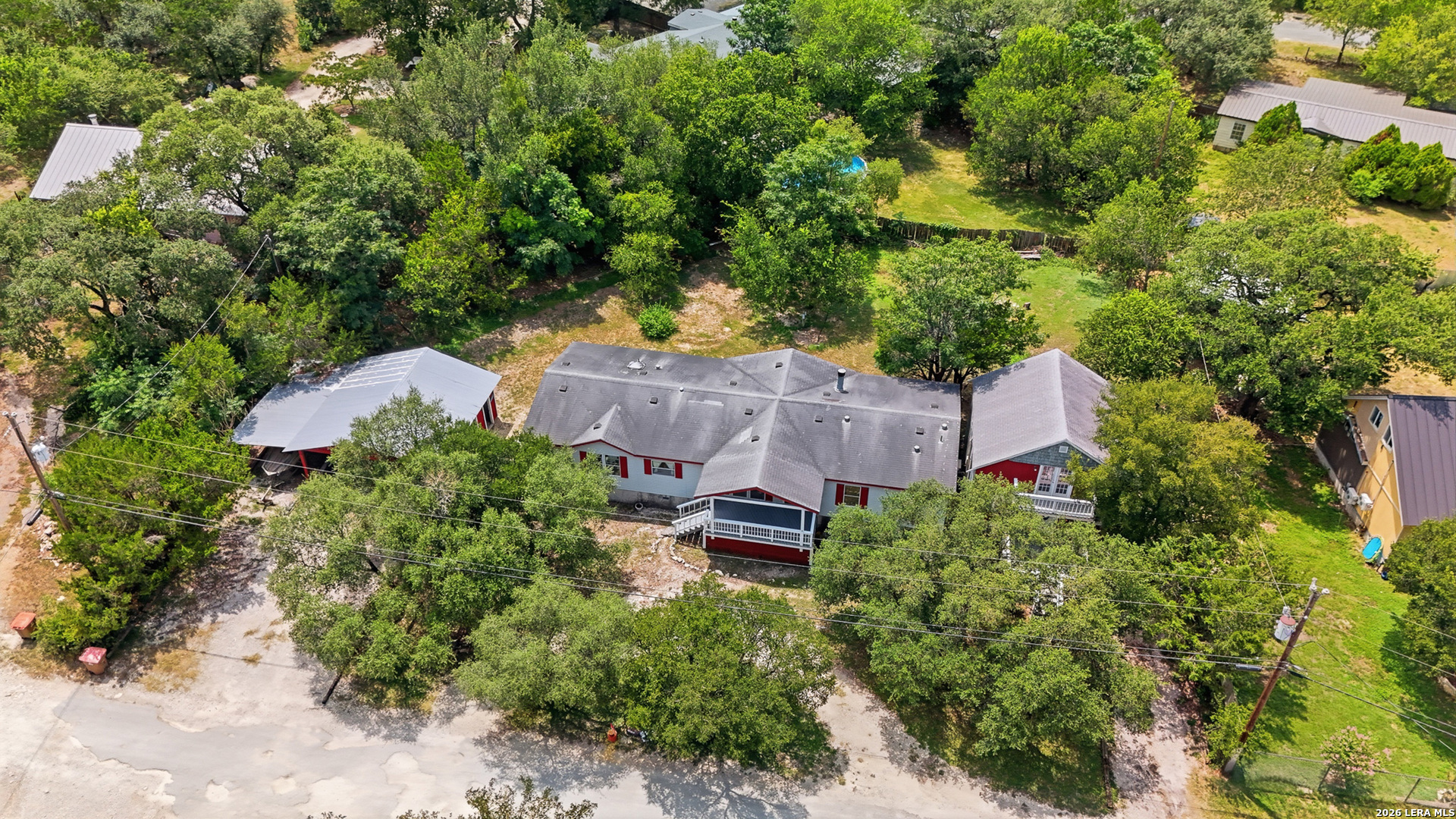 942 Leaning Oak Spring Branch TX 78070