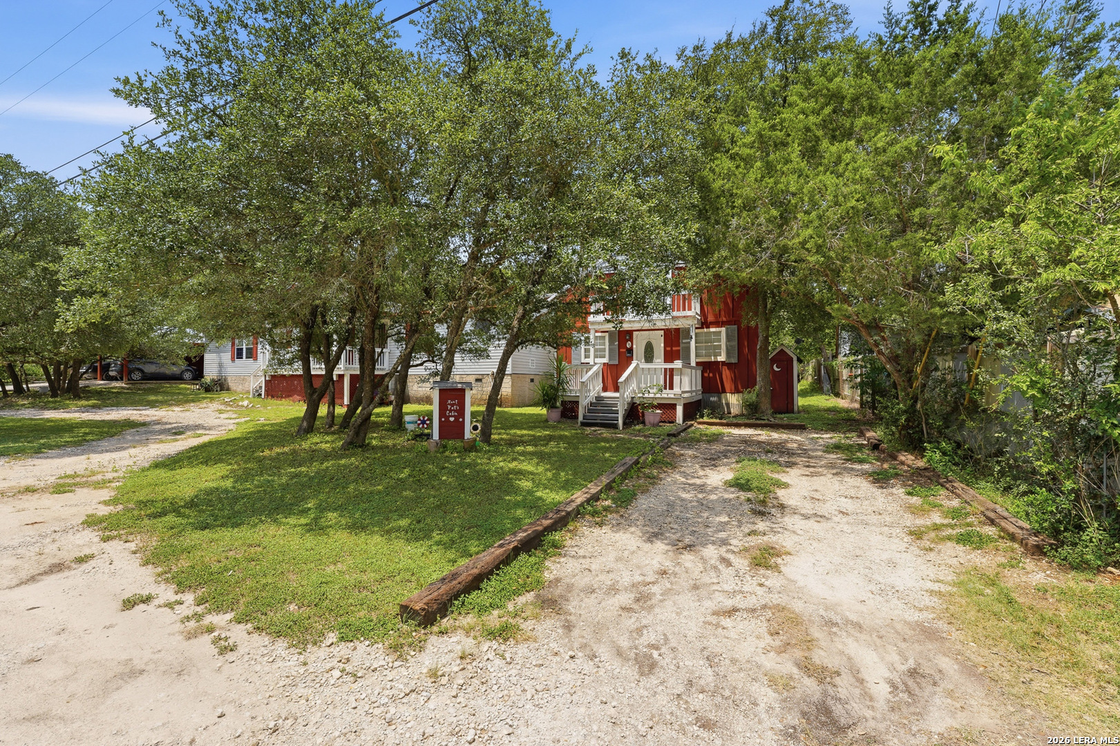 942 Leaning Oak Spring Branch TX 78070