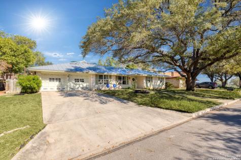 713 Fawndale Lane Windcrest TX 78239