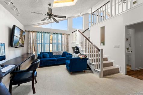 713 Fawndale Lane Windcrest TX 78239